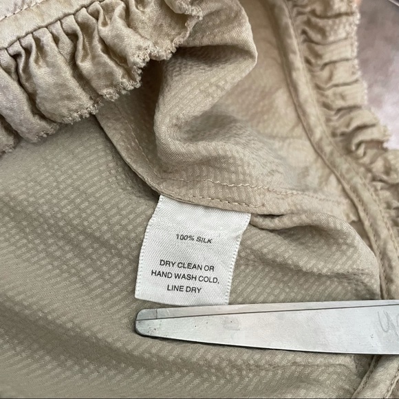 White House Black Market Silk Blouse Sz small - Picture 7 of 7